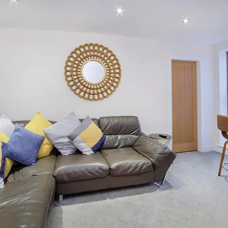 Apartament - Reubens Court *