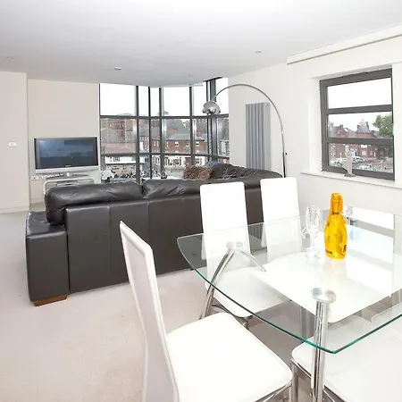 Apartament - Reubens Court *