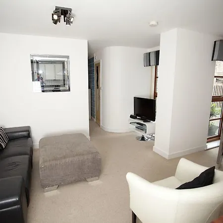 Apartament - Reubens Court *