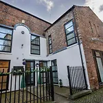 Apartment - Reubens Court