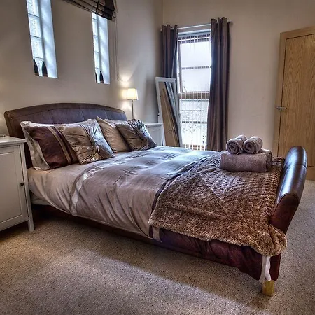 - Reubens Court Apartment York