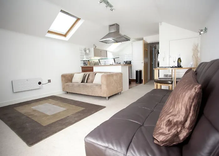 - Reubens Court York