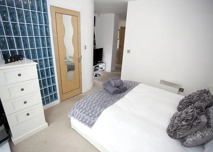 - Reubens Court York