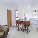 - Reubens Court