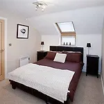 - Reubens Court *