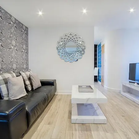 - Reubens Court 公寓 *