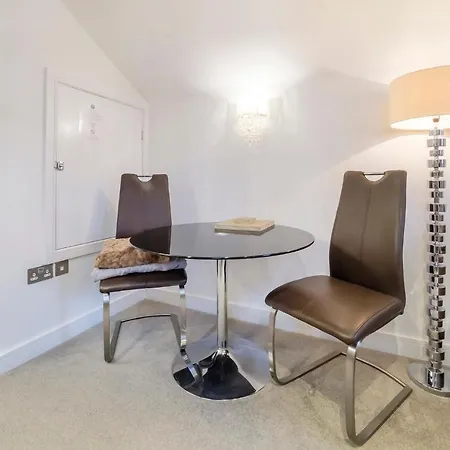 - Reubens Court 公寓 *