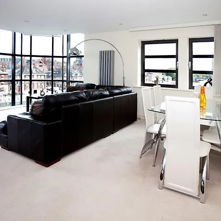 - Reubens Court