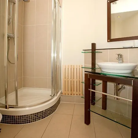 公寓 - Reubens Court