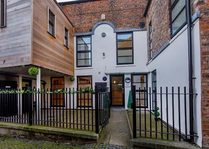 Apartment - Reubens Court York