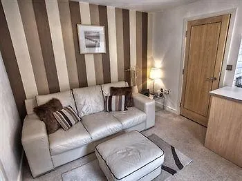 - Reubens Court York